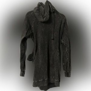 Long sleeve sweater dress. Has a hood with drawstrings, and 2 pockets!